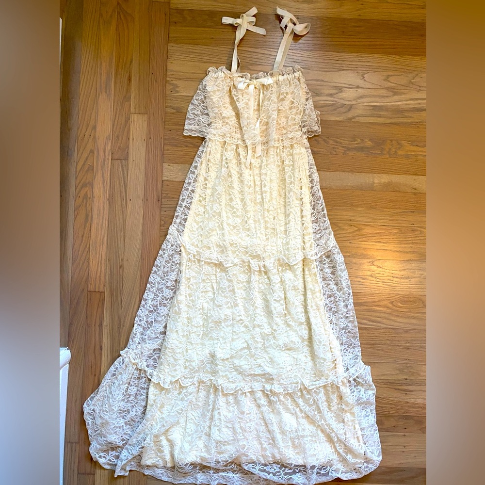 Vintage Cream Boho Tiered Lace Wedding Dress Small
